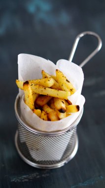 siyah masada patates kızartması