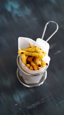 siyah masada patates kızartması