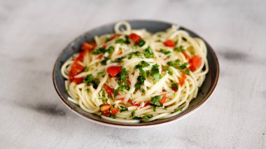 tam sebze spagetti makarna