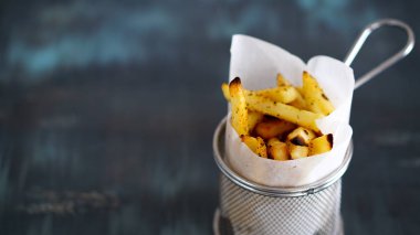 siyah masada patates kızartması