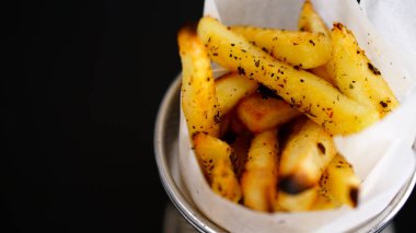 siyah masada patates kızartması