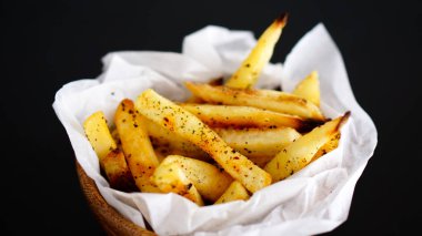 siyah masada patates kızartması