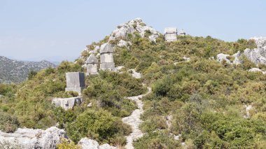 Antalya antik kral mezarları