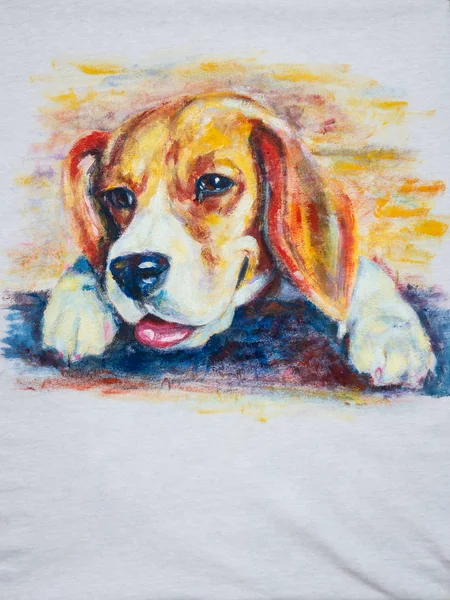 Adorable Peinture Chien Beagle Sur Chemise Blanche — Photo