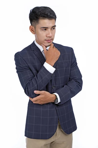Asiatique beau jeune homme d'affaires isolé sur fond blanc avec espace de copie — Photo