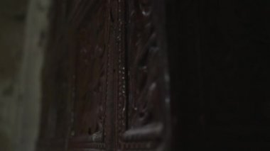 Eski kahverengi detaylı fırın. 