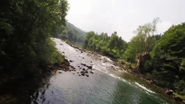 Bir Nehir Eski Bir Nehir Değirmen Havadan Görünümü — Stok video