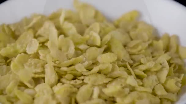 Corn Flakes Faller Roterande Skål — Stockvideo