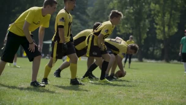 Σημαία Ποδόσφαιρο Παίκτες Στο Scrum — Αρχείο Βίντεο
