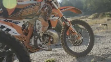 Motokros motosiklet yarış sürücüleri