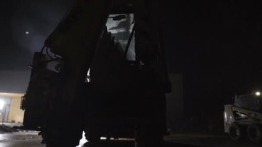 Sürücü beko gece çıkar.