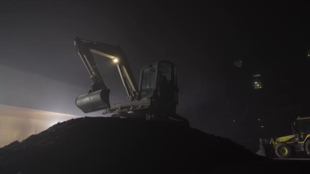 Hydraulic Excavator Pile Dirt — Stock Video