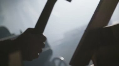 Adam çivi çekiç 's