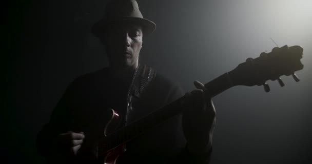 Guitar Player Hatt — Stockvideo