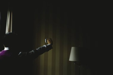 Erkek takım elbise evlenmek gitmeye hazır