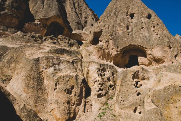 Göreme Vadisi Dağları mağaralar ve Hatıra Eşyası ile