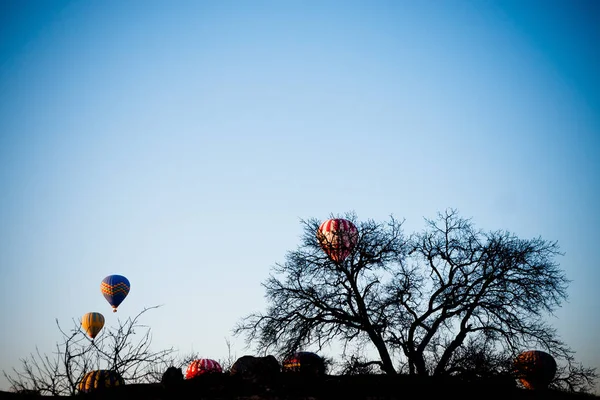 Goreme Truthahn April 2018 Bunte Luftballons Fliegen Über Berge Und — Stockfoto