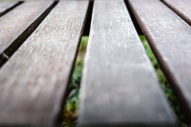 Komiteler ile gri ahşap doku