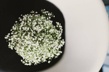 Bir düğün için renkli izole gelin buketi