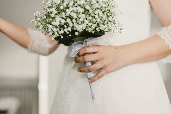 Bouquet Mariée Tenu Par Elle Avec Ses Mains Son Mariage — Photo