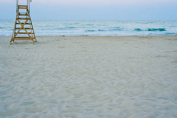 Torre Vigia Salva Vidas Praia Pôr Sol — Fotografia de Stock