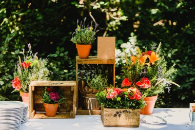 Dekorasyon nesneleri olaylar ve kırsal ve retro tarzı düğün için.