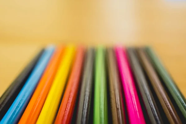 Lápices Colores Ordenados Para Pintar Escuela — Foto de Stock