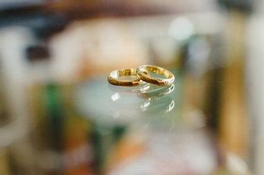 Alyans izole ve metin için yer ile.