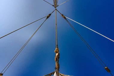 Santa Mara Columbus gemiler yelken ve ipleri caravel geminin ana direği