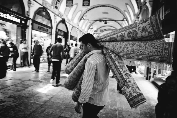 Istanbul Turquie Avril 2012 Intérieur Grand Bazar Istanbul Plein Vendeurs — Photo