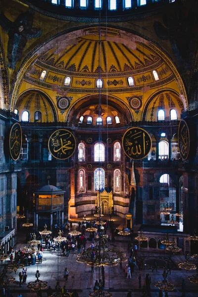Estambul Turquía Abril 2012 Interior Histórica Basílica Santa Sofía Mezquita — Foto de Stock