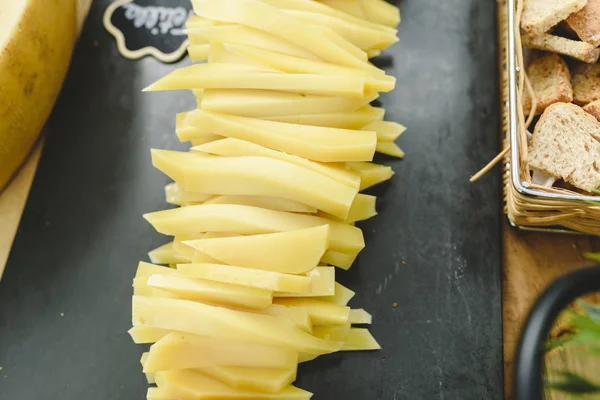 Delicious Yellow Cheese Sticks — Stock Photo, Image