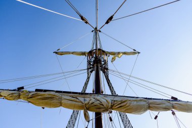Santa Mara Columbus gemiler yelken ve ipleri caravel geminin ana direği