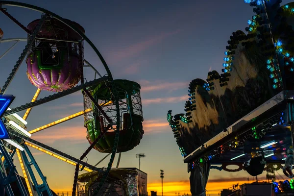 Valencia Spanje December 2018 Children Reuzenrad Versierd Met Veel Licht — Stockfoto