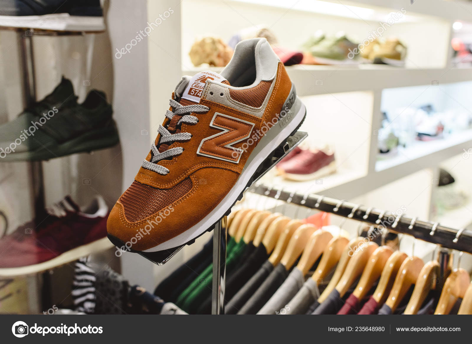 new balance sneakers store