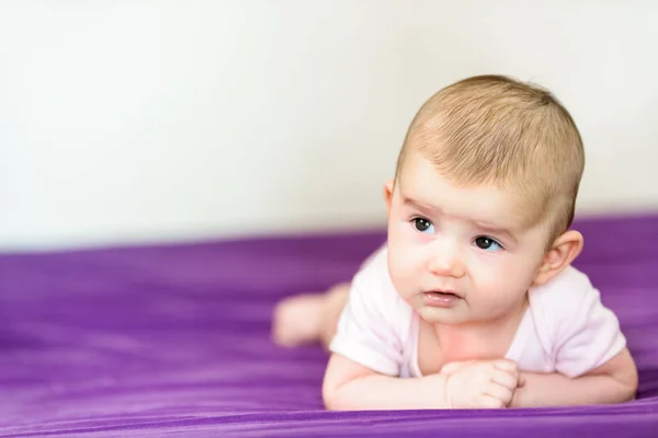 Newborn Baby Adorable Face Calm Relaxed Lying His Bed — Stock Photo, Image