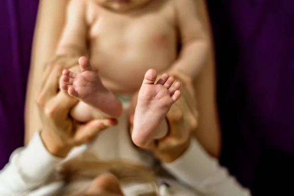 Feet Newborn Small Delicate — Stock Photo, Image