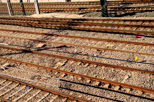 Pistes Train Près Une Gare — Photo