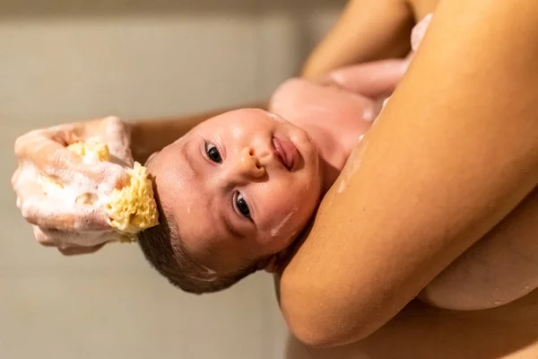 Care Newborns Sponge Special Natural Soap Baby Hygiene Washing Head — Stock Photo, Image