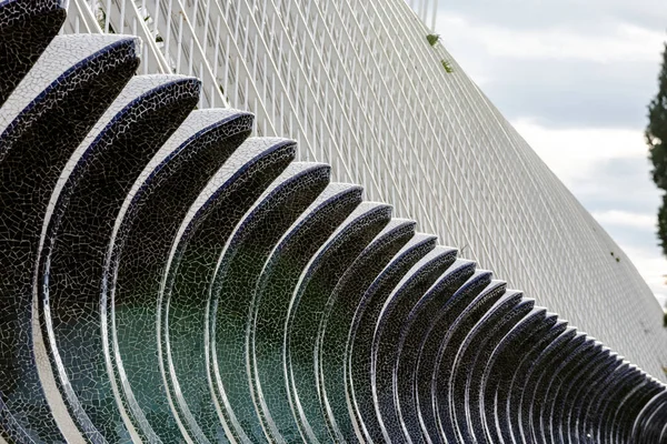 Detalhe Fachada Edifício Com Formas Geométricas Ovoides — Fotografia de Stock