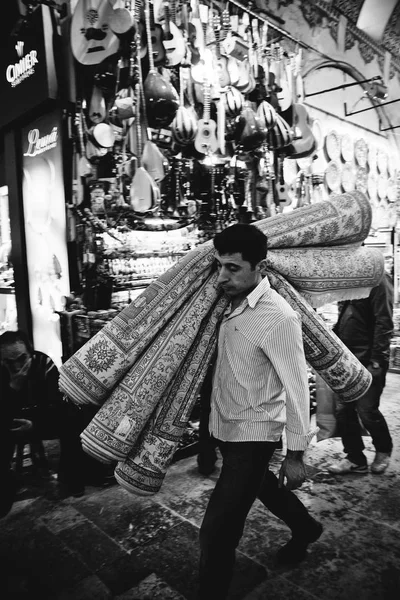 Istanbul Turquie Avril 2012 Marchands Acheteurs Intérieur Grand Bazar Istanbul — Photo