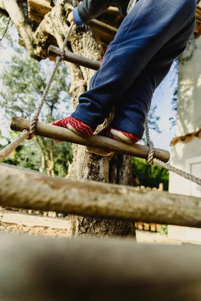 Açık Çocuk Oyun Özerklik Güven Kendi Içinde Vermek Için Riskli — Stok fotoğraf