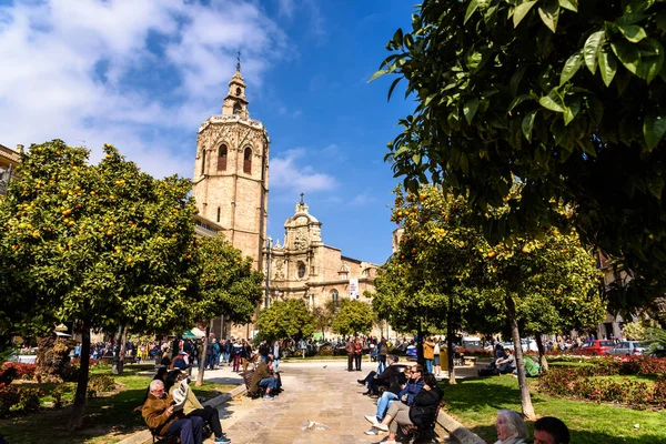 Valência, Espanha - 24 de fevereiro de 2019: Plaza de la Reina a sunny s — Fotografia de Stock