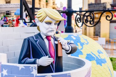 Valencia, Ispanya-Mart 16, 2019: Başkan Trump 'ın Ninot, sati