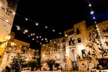 Bari, İtalya - 12 Mart 2019: Largo Albicocca Piazza degli Innam