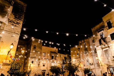 Bari, İtalya - 12 Mart 2019: Largo Albicocca Piazza degli Innam