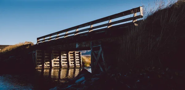 Мосты для пересечения рек, пересекающих весь остров Исландия — стоковое фото