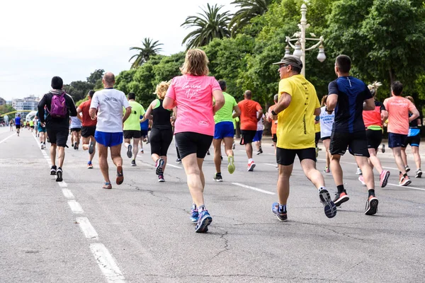 Valencia, Spagna - 19 maggio 2019: Gruppo di corridori partecipanti i — Foto Stock