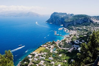 Sorrento, İtalya - 5 Haziran 2019: Bu pictur un denizinden görünüm