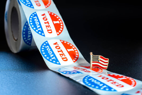 Американский флаг на я проголосовал сегодня наклейки, патриотический мотив во время
